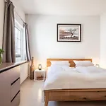 아파트 Gaestehaus Daheim - 07 Mit Balkon 샬베우츠